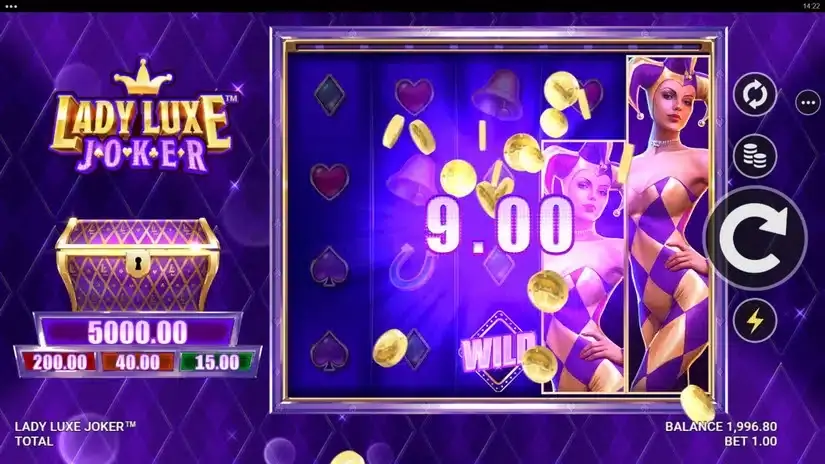 Lady Luxe Joker slot screenshot 3