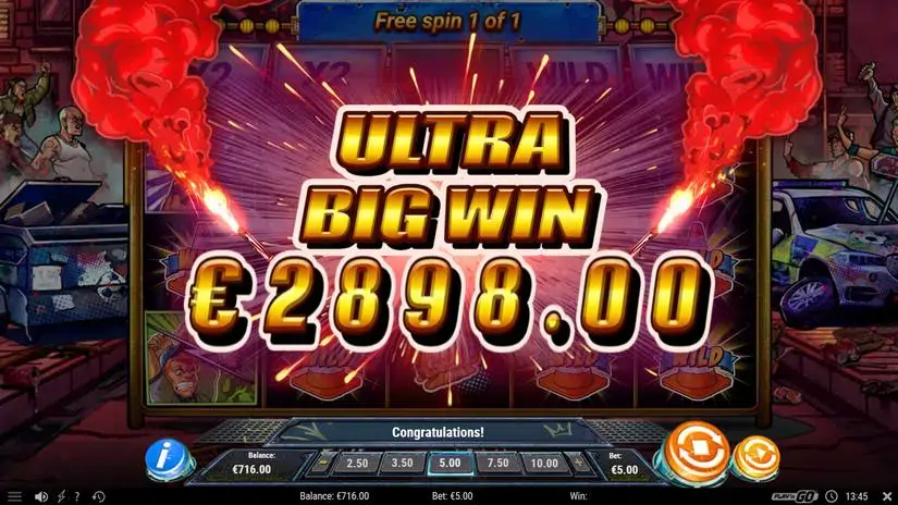 Hooligan Hustle slot screenshot 