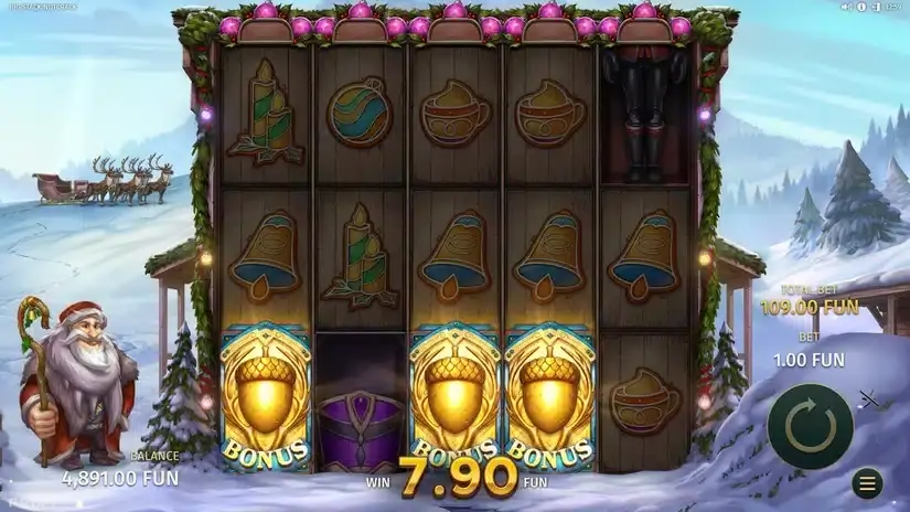 Big Stack Nutcrack slot screenshot 2