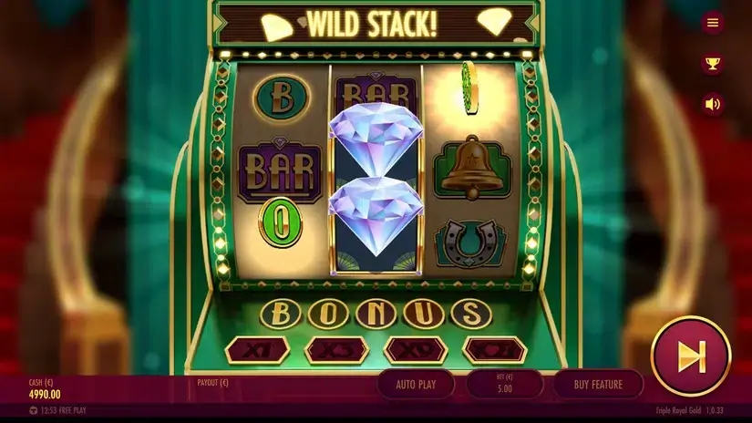 Triple Royal Gold slot screenshot 2