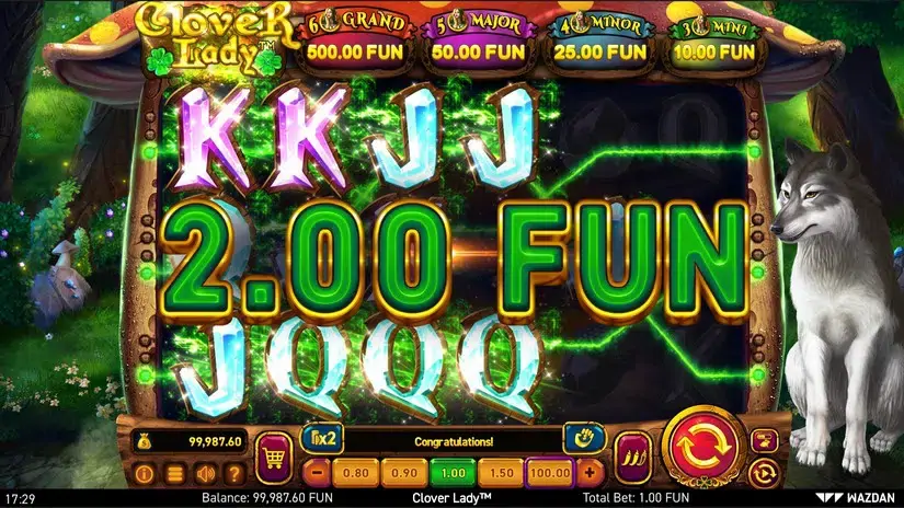 Clover Lady™ slot screenshot 2