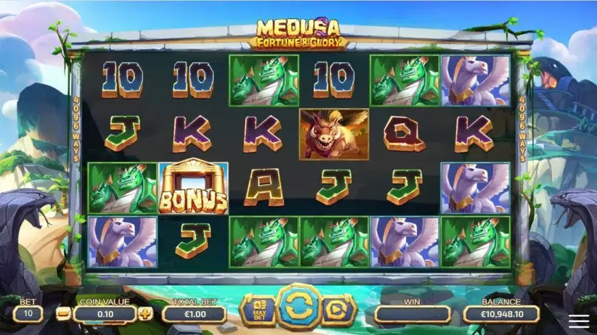 Medusa – Fortune and Glory slot screenshot 1